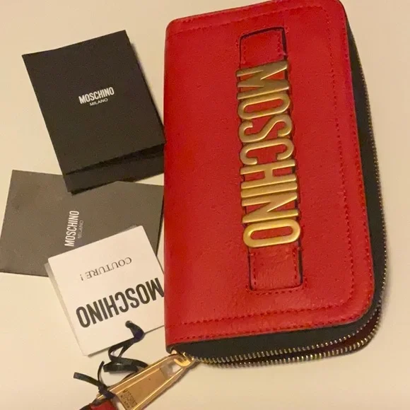 Moschino Logo Pebble Leather Zip-Around Long Wallet - Picture 5 of 9
